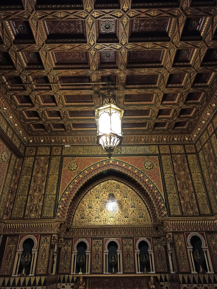 Стены и потолок Мавританской гостиной