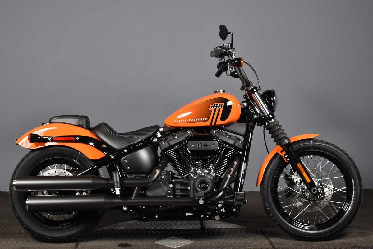 Харли дейвидслн стрит боб. Харлей дэвидсон стрит боб. Harley davidson street bob. Harley davidson street bob 2019. Harley davidson dyna street bob.