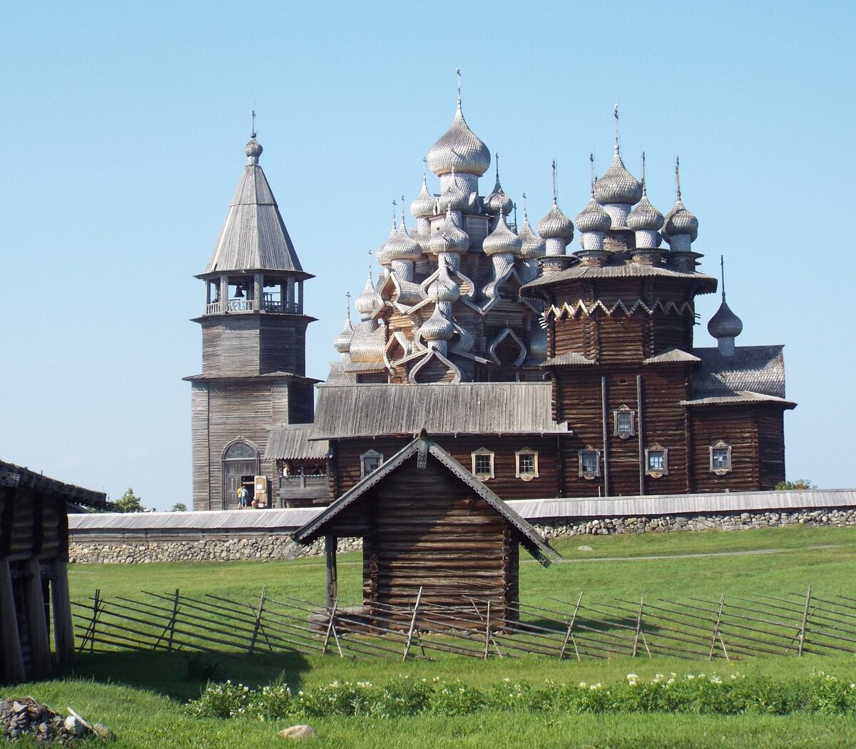 Кижский погост. Вид с юга.