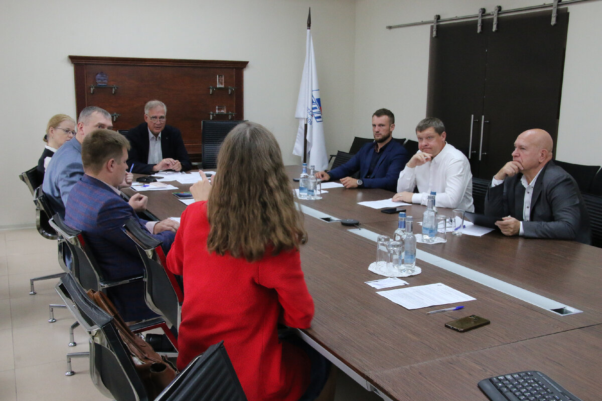 Обсудить регион. Правительство области когда построен. Обсудить регион. Мишустин заседание правительства. Антитеррористическая комиссия курганской области.