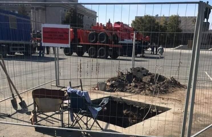    В Оренбурге на площади Ленина проводится археологическое обследование Кристина Просвиркина