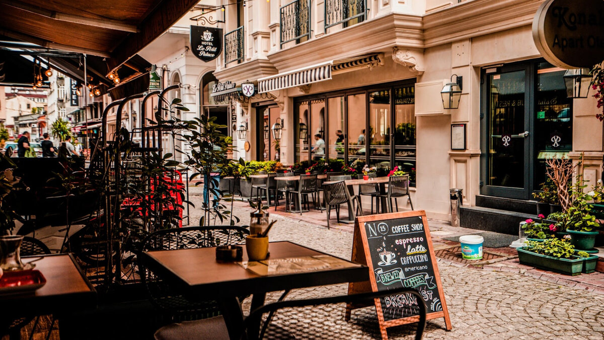 Стрит-ритейл на улицах Италии 