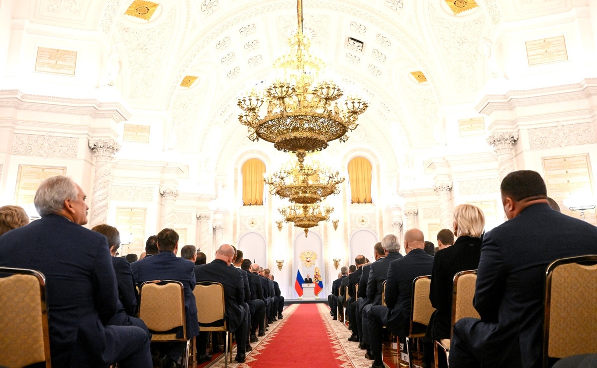    Зрители в Георгиевском зале Большого Кремлёвского дворца / kremlin.ru / Григорий Сысоев/РИА «Новости»