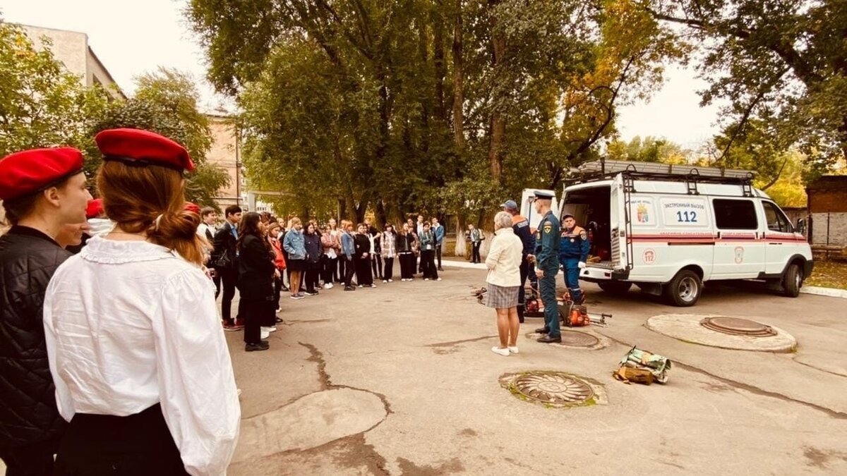    Жителям Ростова-на-Дону отказались назвать адреса бомбоубежищ, ссылаясь на секретность.