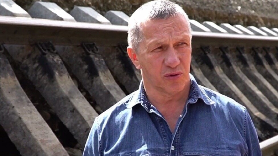     После прошедших в Приморье паводков, которые следовали практически друг за другом, край нуждается в восстановлении. Помощь в этом оказывают все уровни власти.