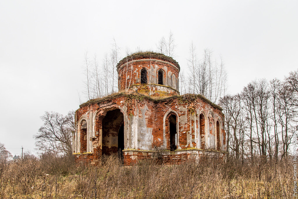 Архангельское тульская. С. Архангельское Чернский район. Церковь в село Архангельское Тульская область. Михаило-Архангельский храм в селе Архангельское. Архангельское Тульская область Чернский район.