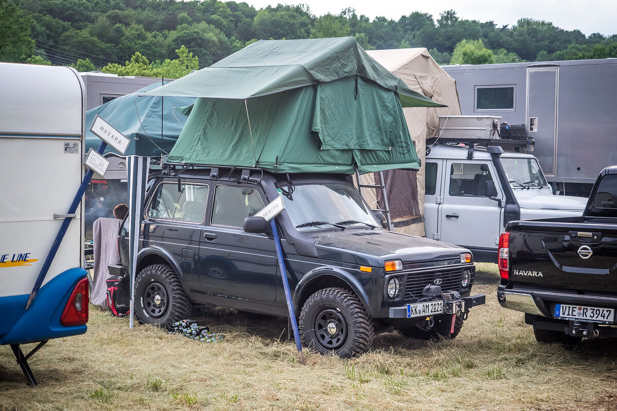 Lada Niva Roof Tent