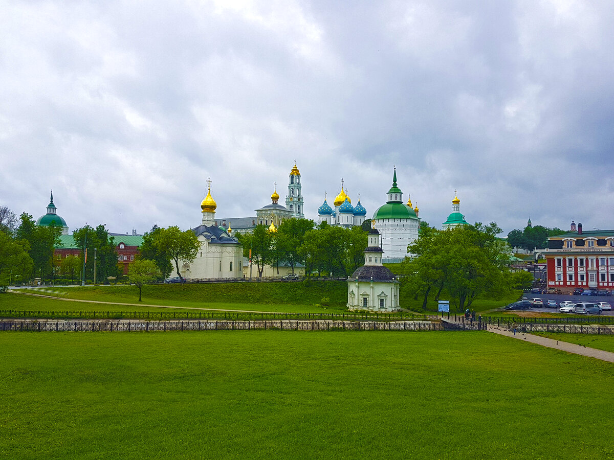 Свято-Троицкая Сергиева Лавра 