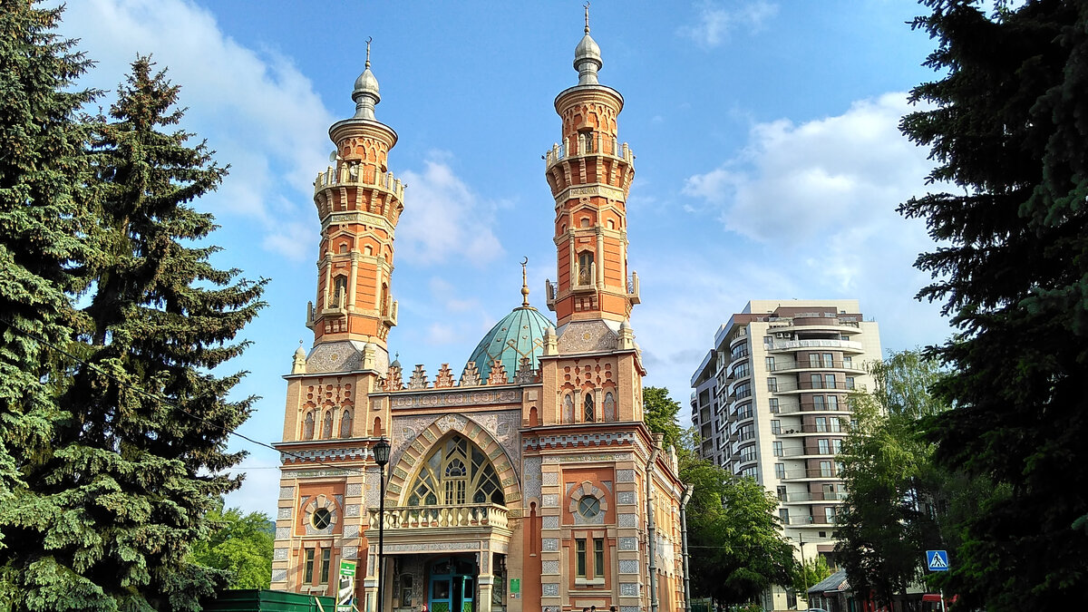 суннитская мечеть-владикавказ осетия. владикавказская суннитская мечеть. северная осетия владикавказ суннитская мечеть. мечеть мухтарова достопримечательности владикавказа. владикавказ.