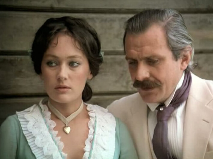 Кадр из фильма «Жестокий романс»  (1984)