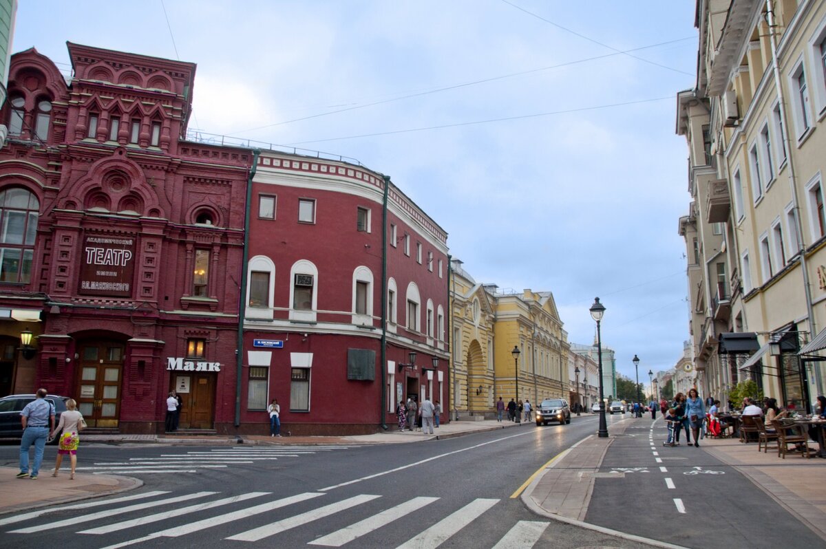 большая никитская в москве