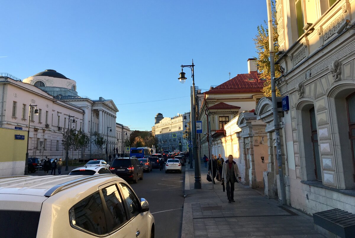 Москва солянка 3. Улица солянка Москва. Китай город улица солянка. Улица солянка 250 лет назад. Солянка улица фотосессия.