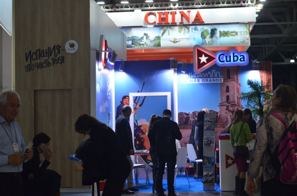  Немного зарубежных гостей выставки