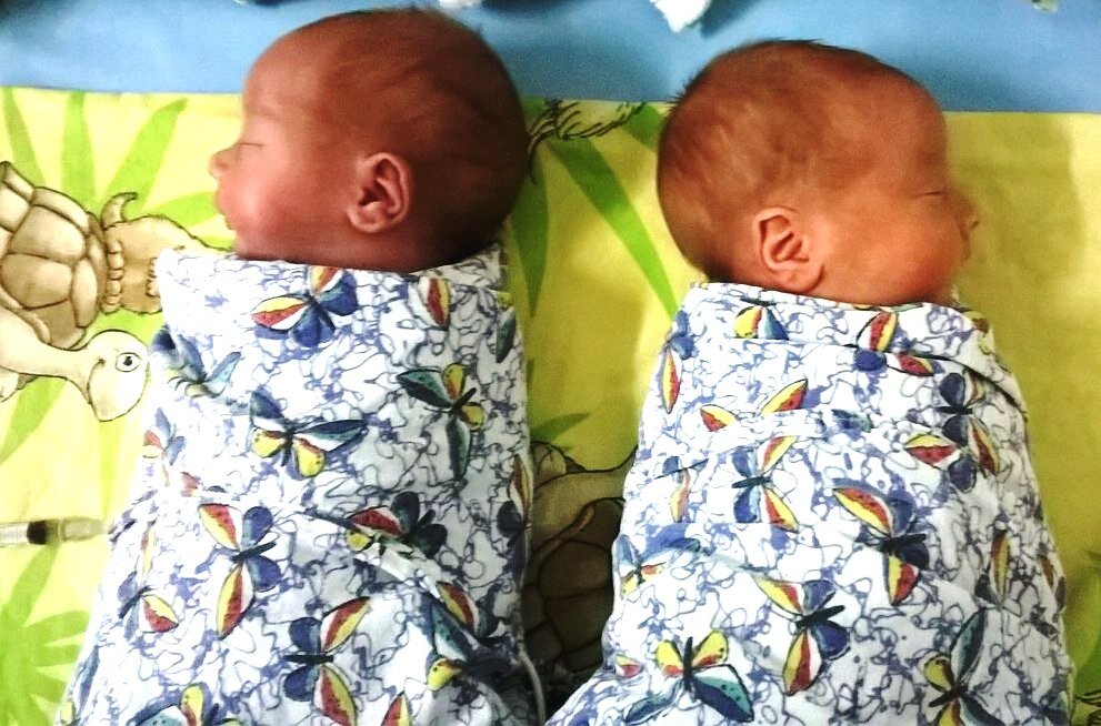 Возраст 1 месяц,детская больница, фото из реанимации нет