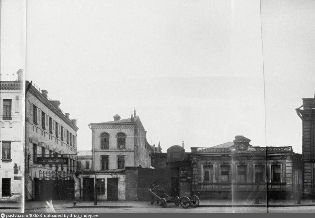 Фабрика в 20-30 гг. http://oldmos.ru/old/photo/view/83683