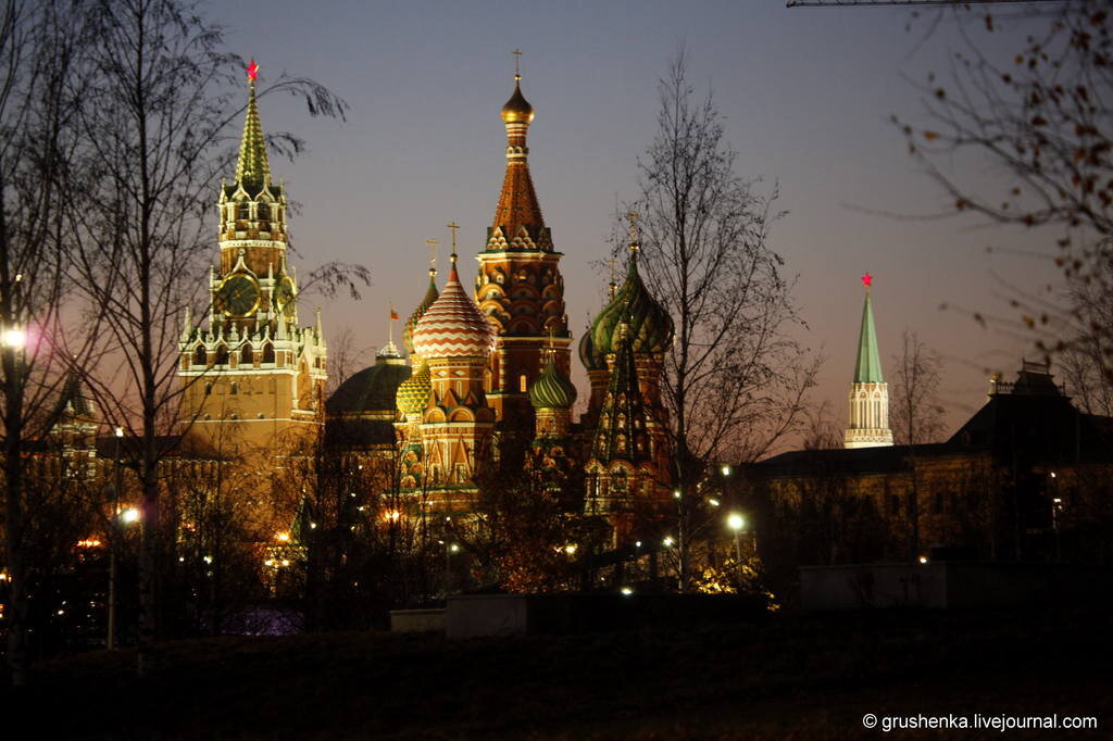 Вечерняя Москва, Зарядье. Ранее фото публиковались в журнале grushenka.livejournal.com