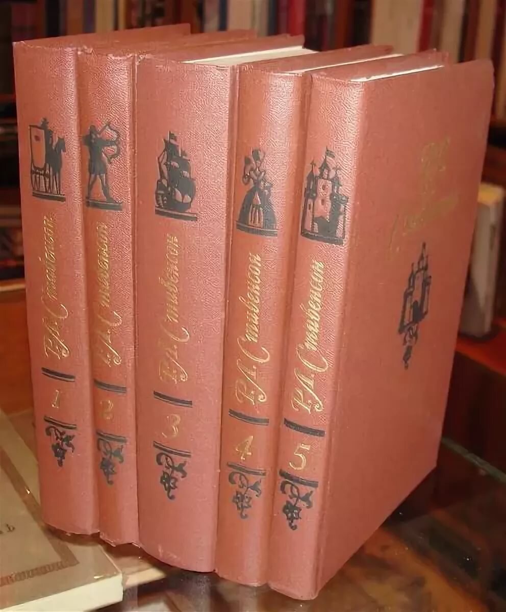 Соловьев 5 томов. Стивенсон р.л. собрание сочинений в 5 томах. Стивенсон собрание сочинений в пяти томах том 1 1973 год. Стивенсон библиотека огонек. Стивенсон корешки книг.