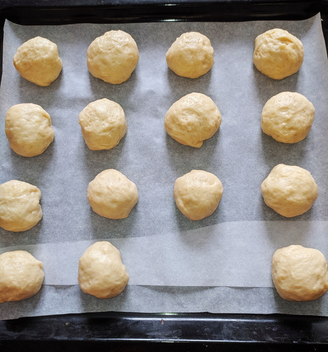 Один шарик забрала моя помошница)