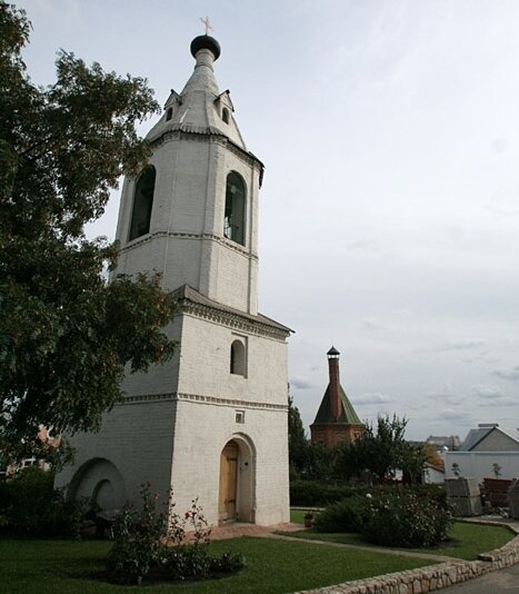 Колокольня Акатова монастыря