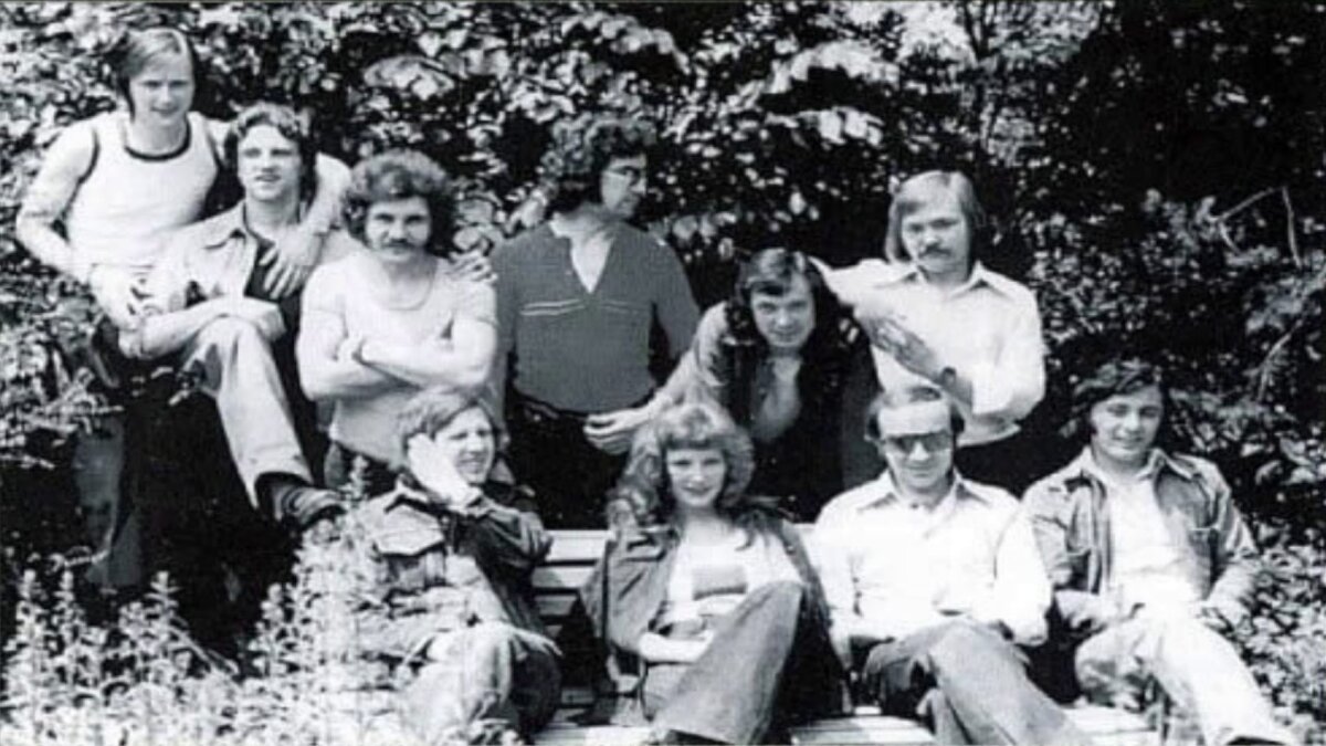 "Веселые ребята" в 1975 году