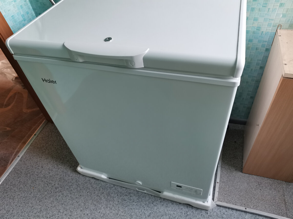Морозильный ларь Haier HCE-143R