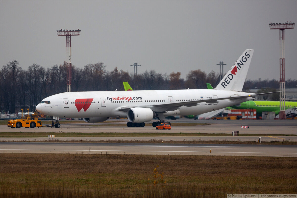 Схема салона boeing 777 red wings