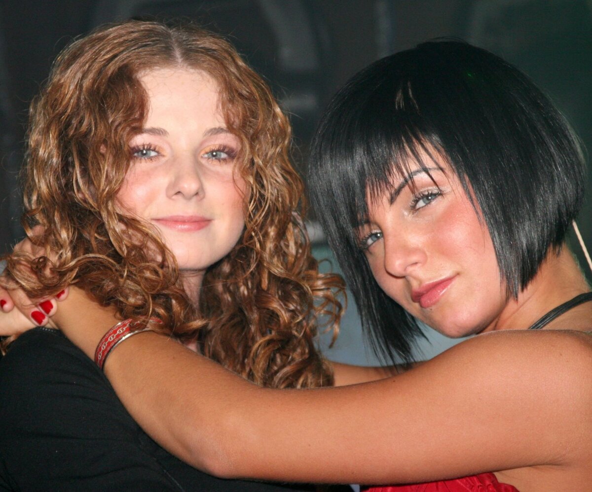     «Я в шоке! Камбэк года!»: Юлия Волкова и Лена Катина возродили группу «Тату». Первый концерт - за границей