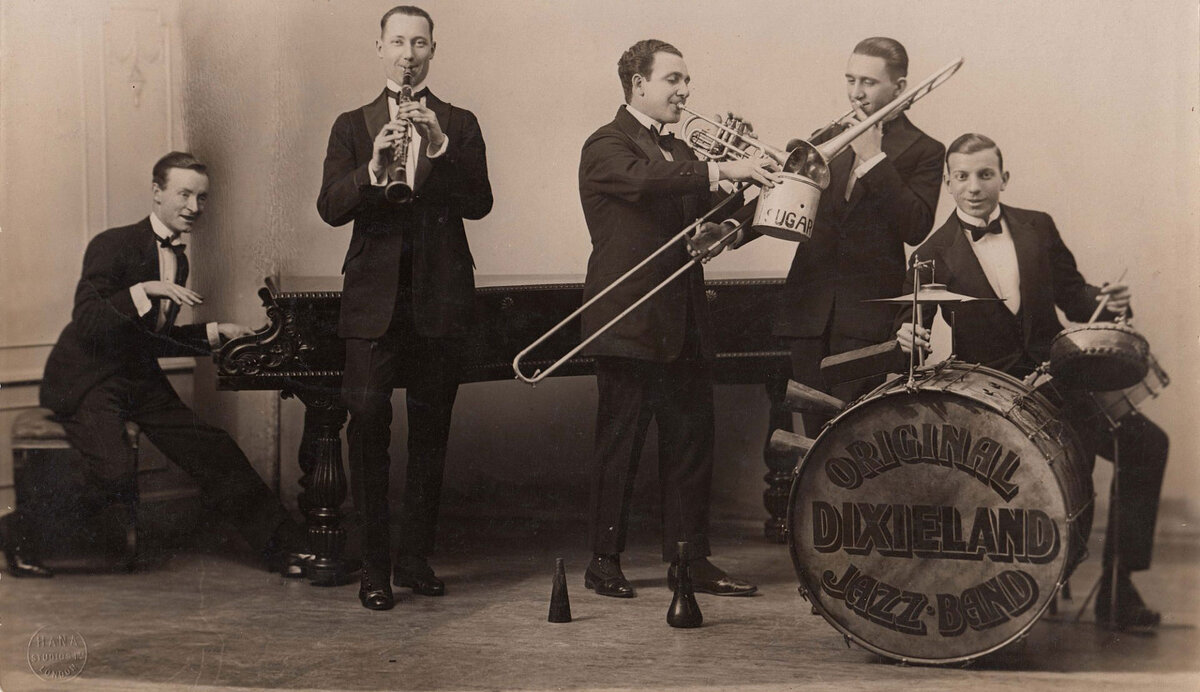 Песни 20 века. Группа Original Dixieland Jass Band. Dixieland Jazz Band 1917. Джаз бэнд 20 века. Original Dixieland Jazz Band.