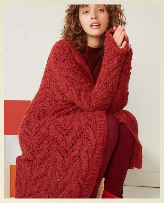 Вязаное пальто. Фото источник: журнал по вязанию FAM 274.