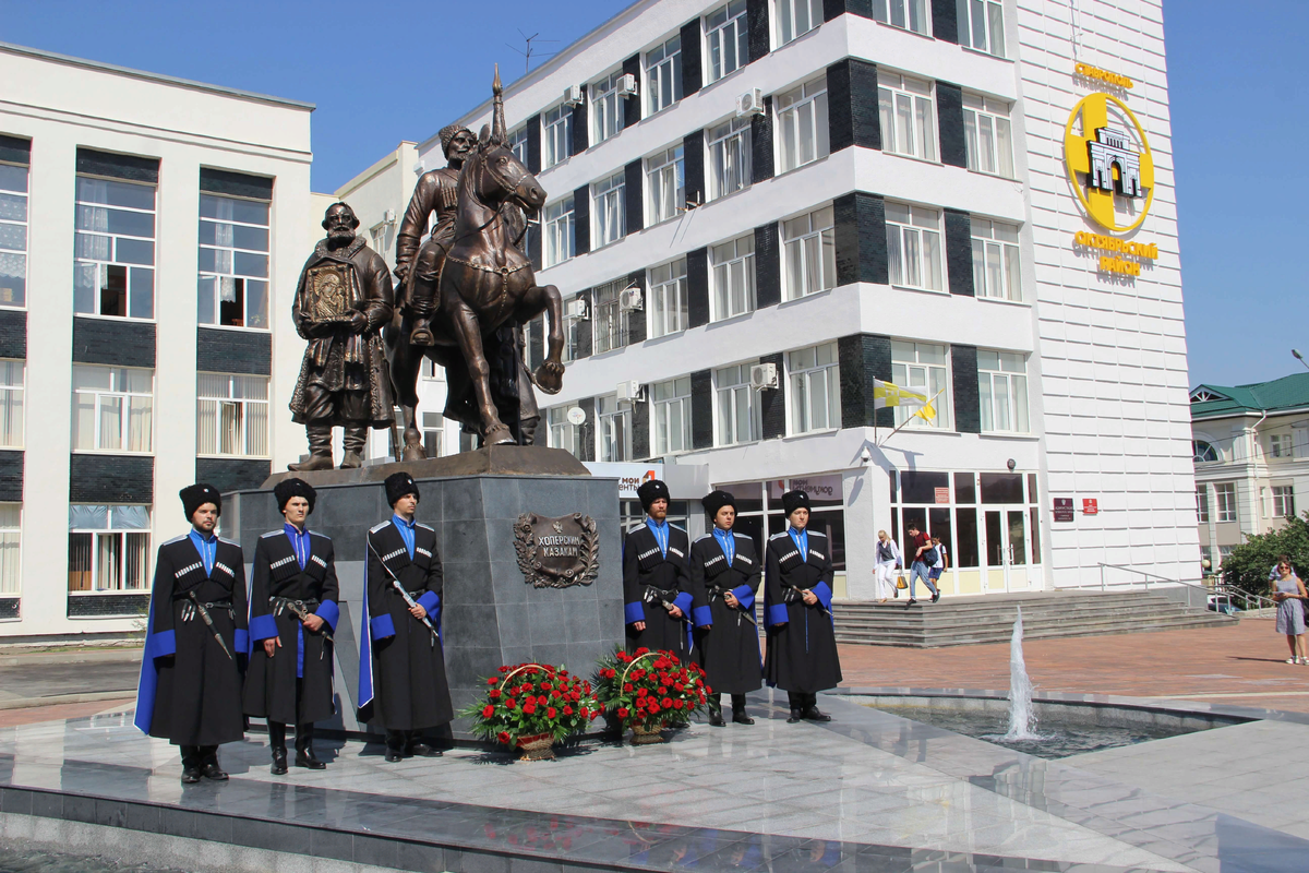 Памятник хоперским казакам в Ставрополе. Фото с сайта - http://soko.terkv.ru/wp-content/uploads/2017/09/IMG_7788.jpg