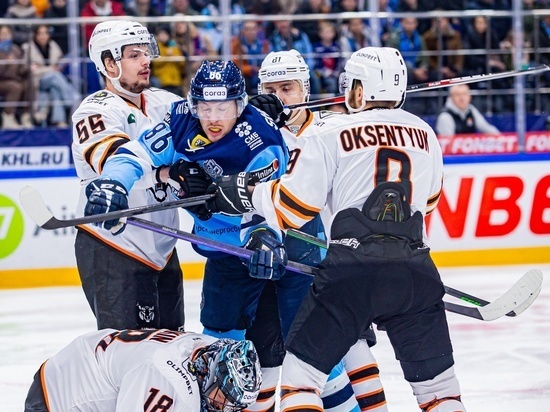     Хабаровский «Амур» уступил «Сибири» на выезде со счетом 4:1. Фото: ХК «Сибирь»