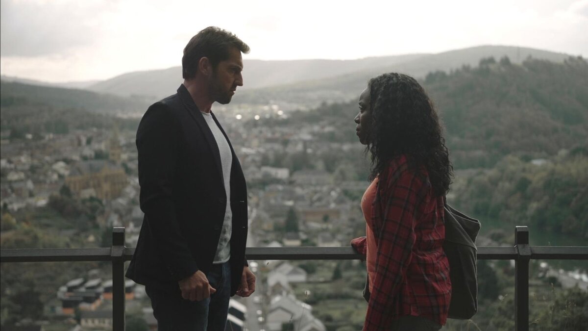 Сериал: «ЛЕС» (La forêt). Источник: https://www.kinopoisk.ru/picture/3300278/