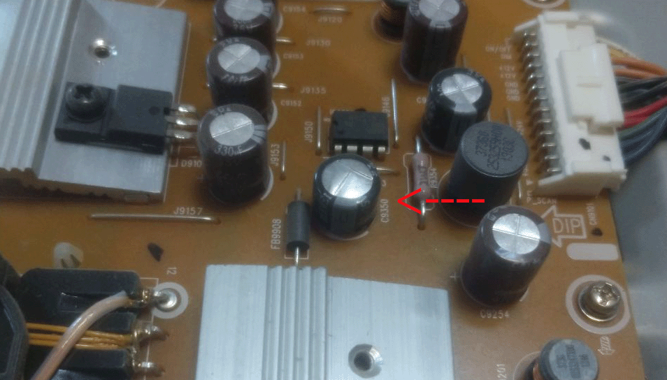 PHILIPS 32PFL3018T/60 не включается. Простой ремонт и не простая ...