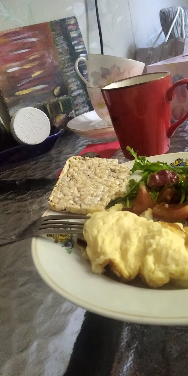 Картины рисует дочь.Это пляж в Зеленоградске.