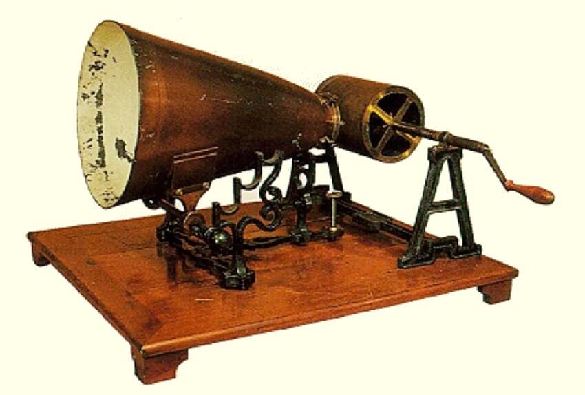 Самая первая аудиозапись. Фонограф Эдисона 1878. Фонограф Эдисона 1877.