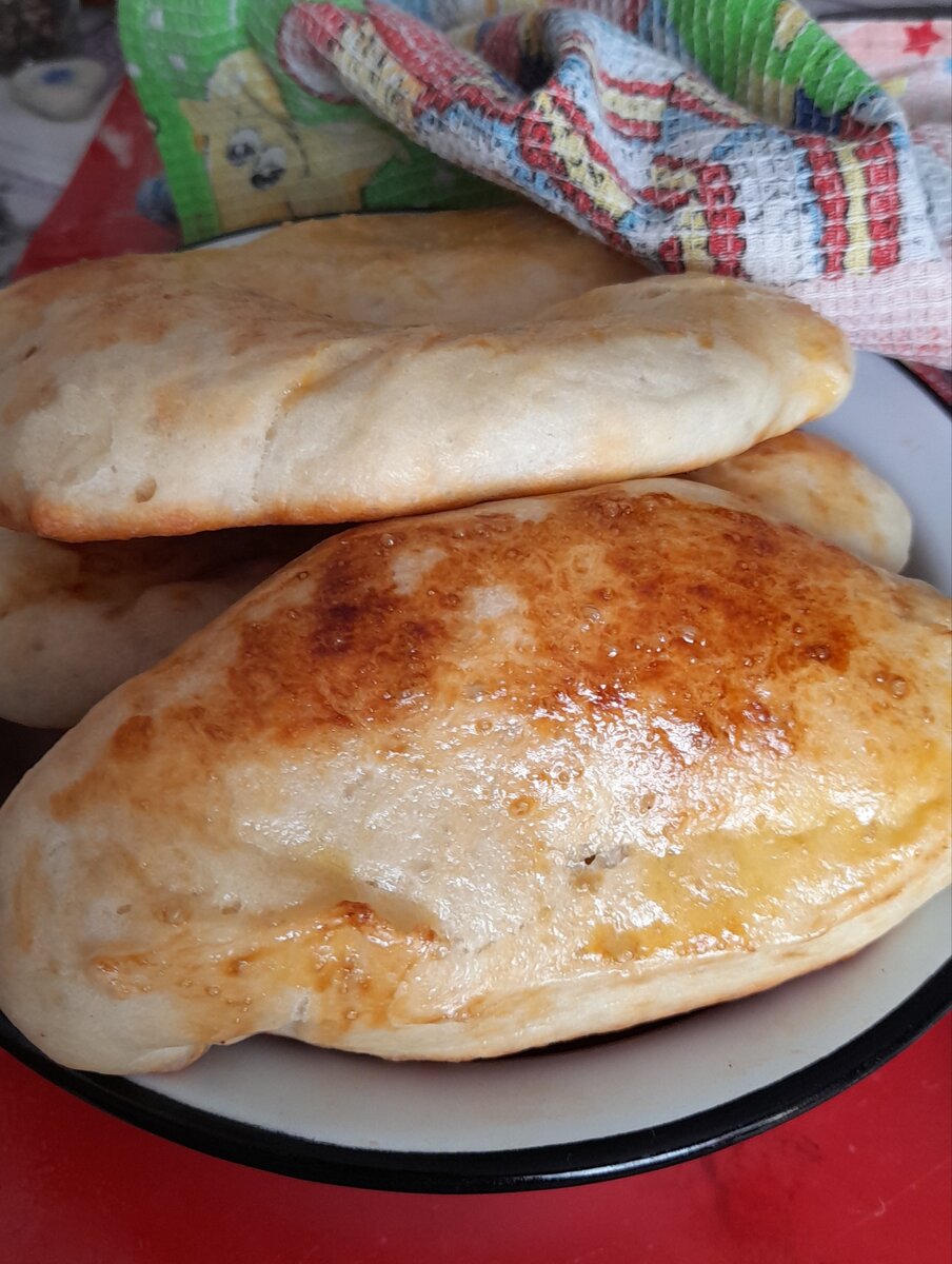 С капустой и яйцом