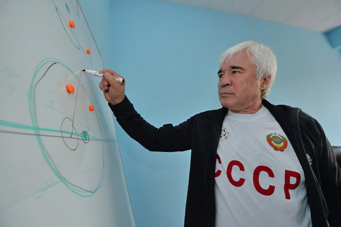 Евгений Серафимович не стал скупиться на выражения для описания того, как работают судьи в России