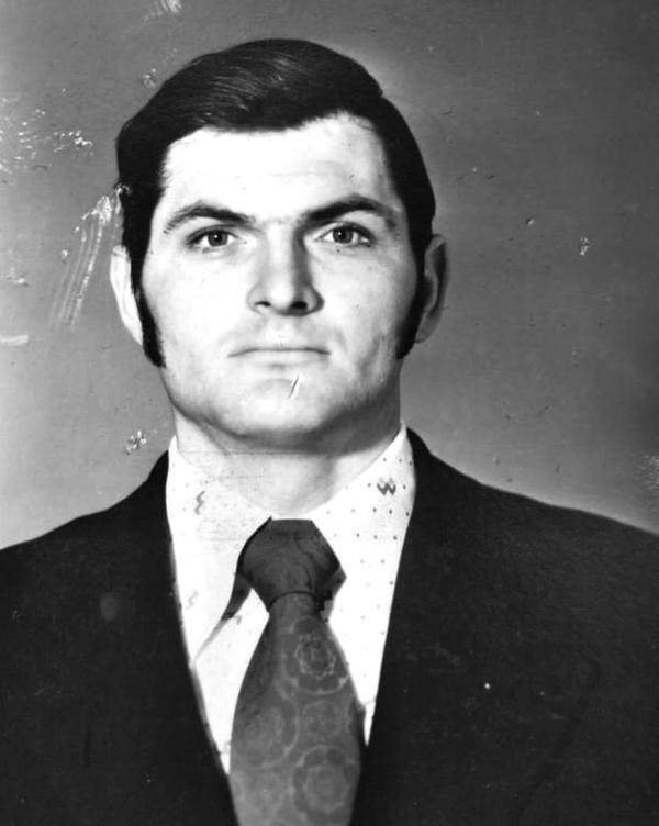 Таким был Николай Важенин перед отправкой в Чернобыль, 35 лет.