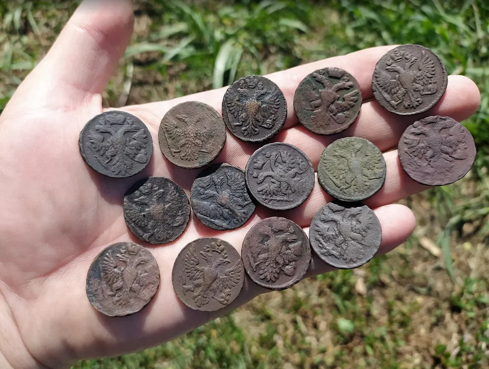 Нашел монеты дома