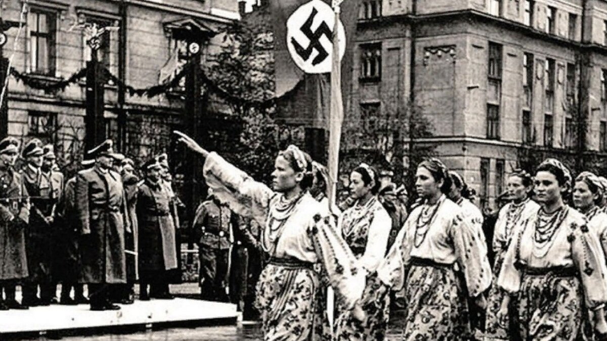 Не было секретом, что западные области Украины хлебом-солью встречали гитлеровских оккупантов. 