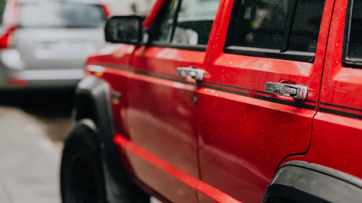 Далеко не все цвета могут сохранить ценность автомобиля. Фото: Pxfuel.com