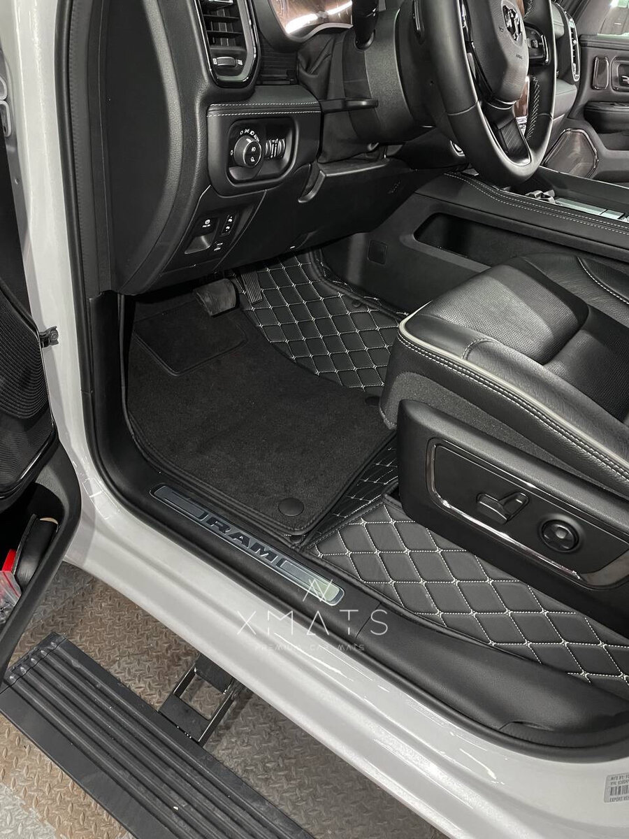 Коврики из экокожи на Dodge RAM 5 п-е