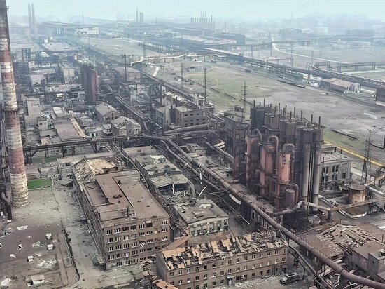     Источник: стоп-кадр с видеозаписи о комбинате "Азовсталь", сделанной с дрона и опубликованной на платформе RuTube.