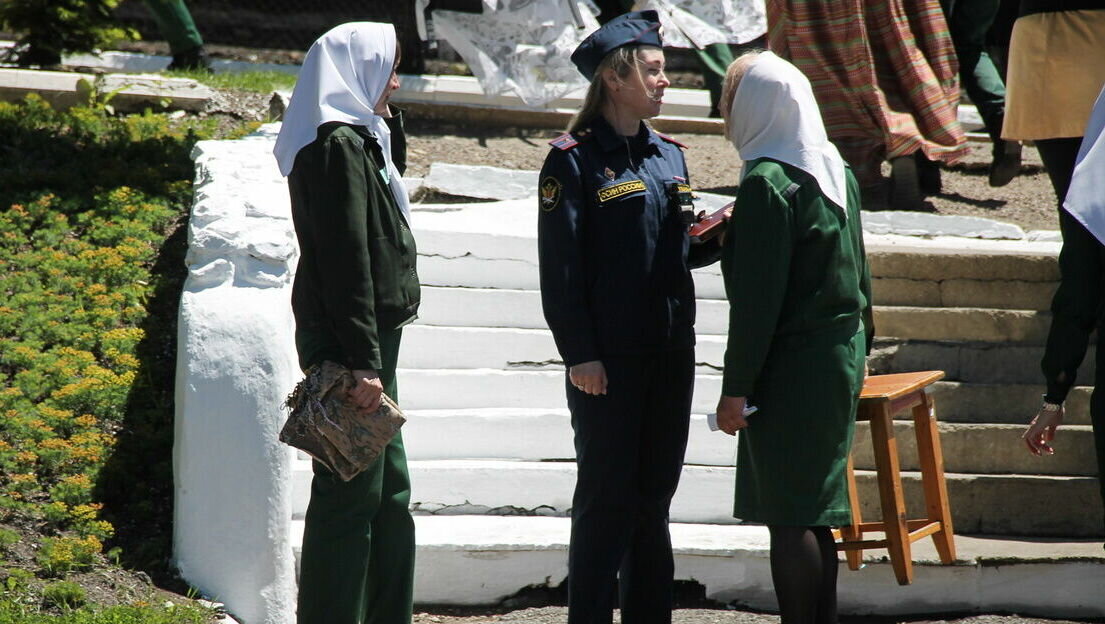     В Пятигорске завели уголовное дело на бывшего младшего инспектора дежурной службы ФКУ СИЗО-2 УФСИН по Ставропольскому краю по подозрению в получении взяток. Об этом сообщили в УСКР по региону.