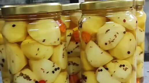 Как вкусно замариновать картошку в духовке. Как вкусно замариновать картошку в духовке