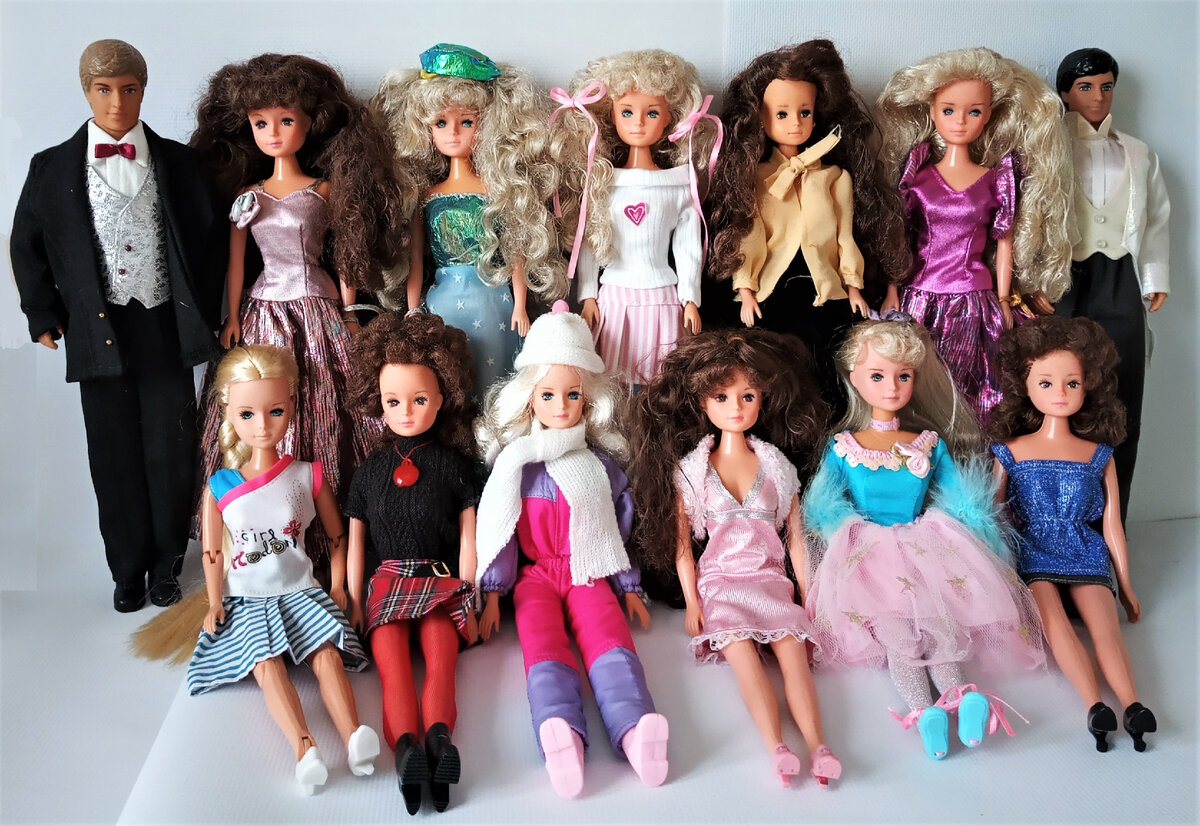 Все Бетти и Лесли на одном фото