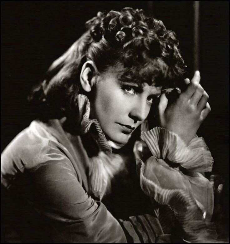 Грета Гарбо в образе Анны Карениной, 1935 год.