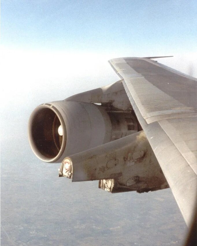 Полёт без одного двигателя Boeing 747