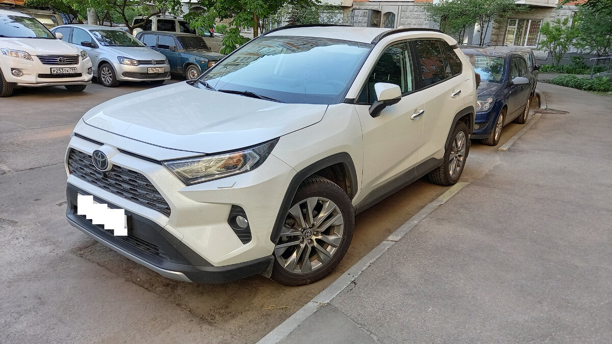 Toyota RAV 4 2.5 (5G): отчет и отзыв после 1.5 лет и 35 000 км эксплуатации  | ПОЧТИ НОВЫЕ АВТО | Дзен