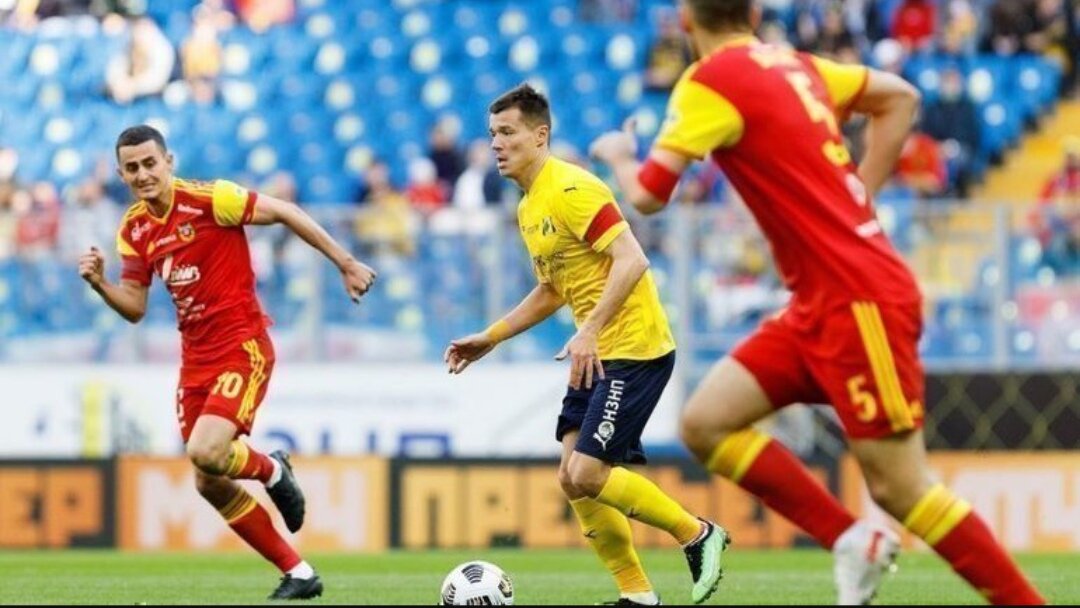 Полоз в матче "Ростов" - "Арсенал".